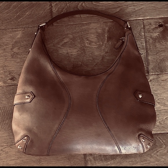 Large Brown Gucci Leather Horsebit Hobo Bag. Single Brown Leather Strap - Picture 3 of 9